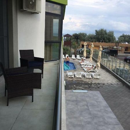 Umi Apartment Alezzi Resort Navodari Luaran gambar