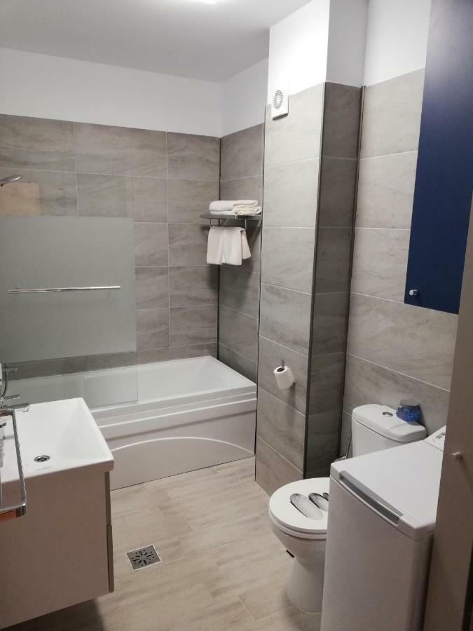 Umi Apartment Alezzi Resort Navodari Luaran gambar