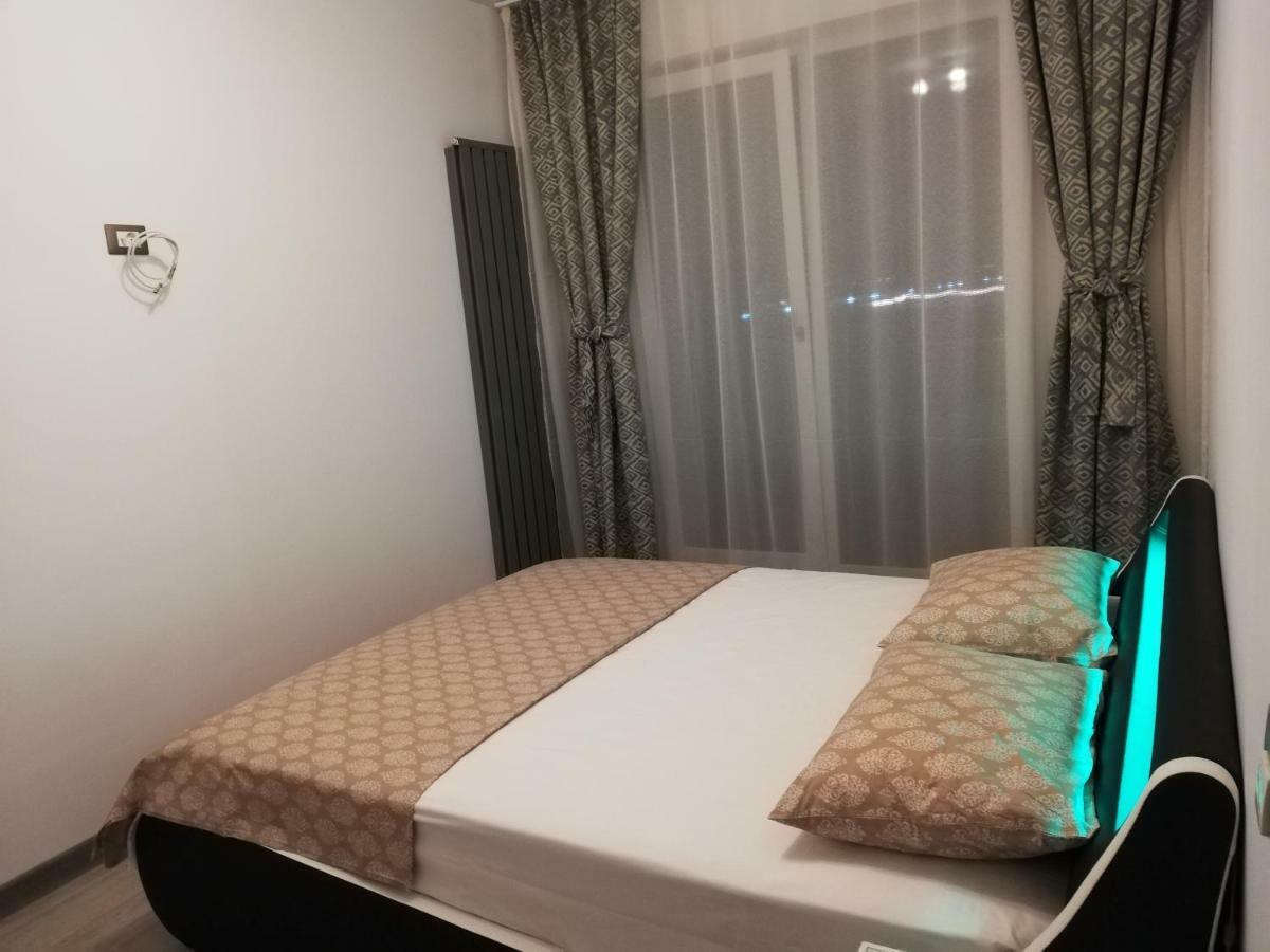 Umi Apartment Alezzi Resort Navodari Luaran gambar